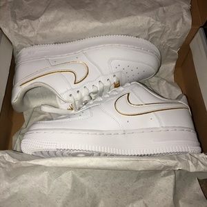 Women’s Nike Air Forces